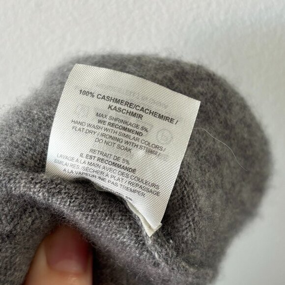 Ganni 100% cashmere mini skirt in gray, size small - Picture 5 of 5